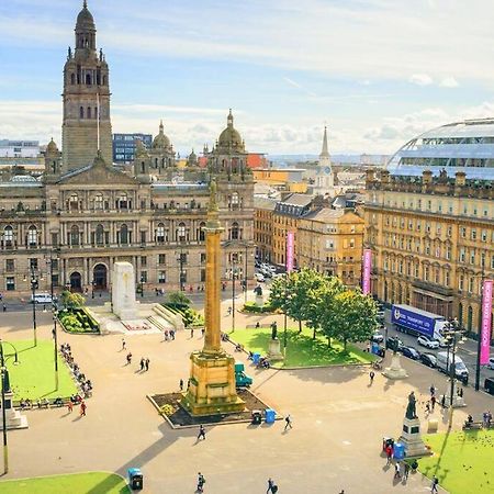 Comfy 1 Bedroom Flat With Free Parking Glasgow Exterior photo